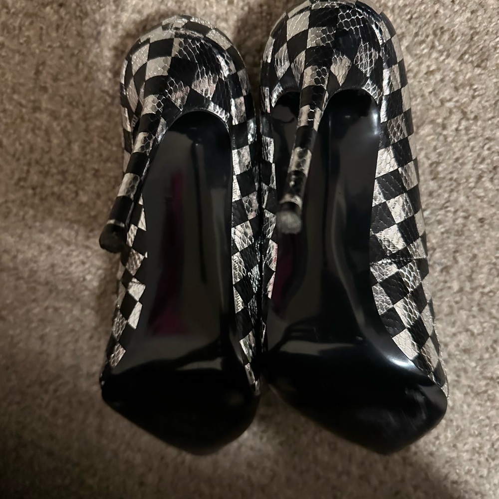 Steve Madden Daisie Heels